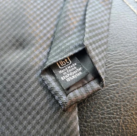 Vintage-inspired black tie by little black tie with pinstripe pattern - Picture 9 of 9